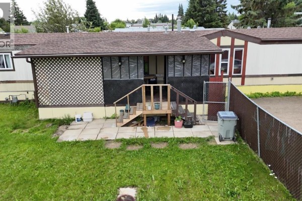 5837 Birch Crescent, High Prairie, AB, photo 3