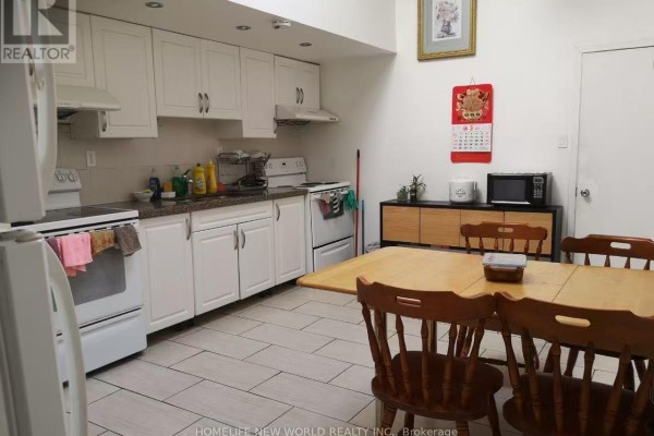 584 Dundas Street W, Toronto, ON, photo 2