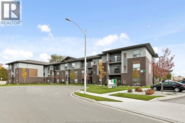 Balcony - 5840 Newman Unit# 205, Lasalle, ON N9H1S5 Photo 3