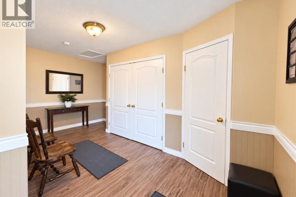 Dining room - 5842 65 Avenue, Rocky Mountain House, AB T4T1N7 Photo 5