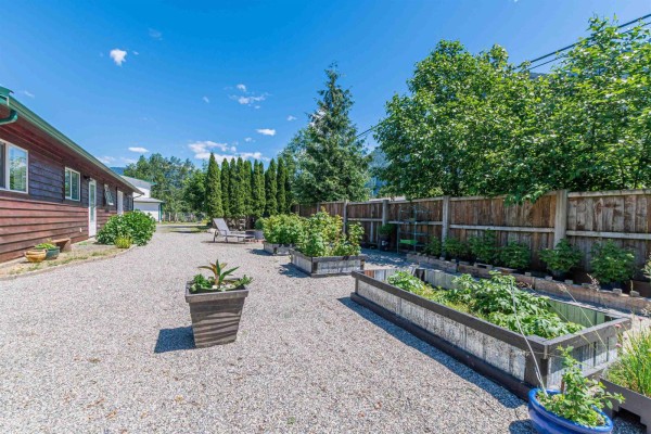 Recreational, Games room - 58465 Laidlaw Road, Laidlaw, Laidlaw, BC V0X1L2 Photo 4