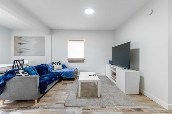Bedroom - 585 Deniset Street, Winnipeg, MB R2J0P2 Photo 5