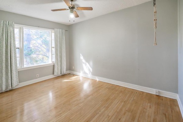Recreation room - 585 Machray Avenue, Winnipeg, MB R2W1B1 Photo 5