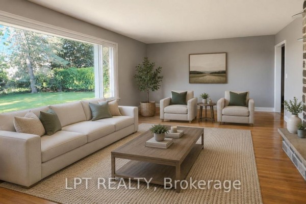 585 Mapleview Drive E, Barrie, ON, photo 2
