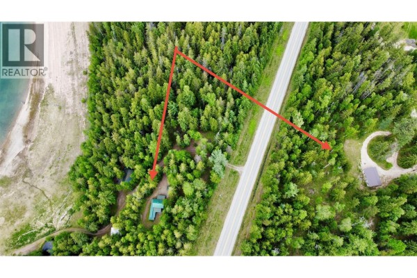 5851 Hwy 6 Highway, Burton, BC V0G1R0 Photo 5