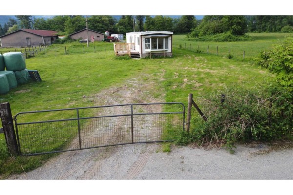 58661 Dent Road, Laidlaw, Hope, BC, photo 3