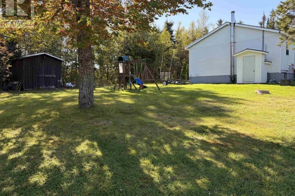 Living room - 587 Gray Road, Union Centre, NS B0K2A0 Photo 2