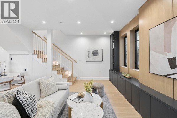 588 E 10th Avenue, Vancouver, BC V5T2A4 Photo 5