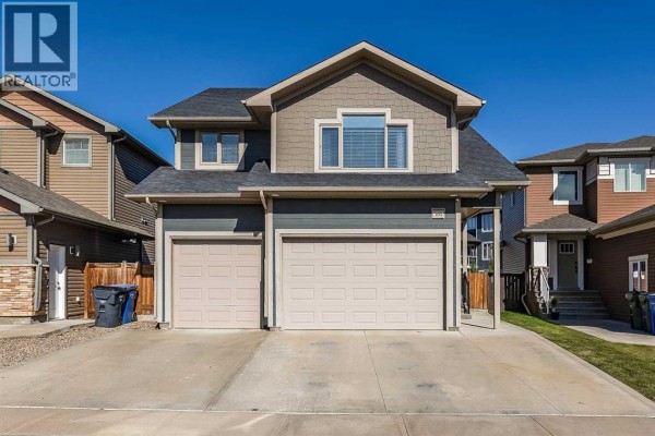 Residential for sale at 588 Vista Drive Se, Medicine Hat, AB - MLS® qSf6SV