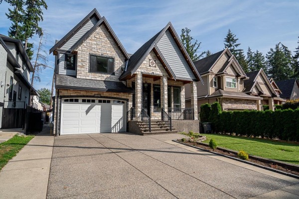 5882 126 Street, Surrey, BC V3X1V8 Photo 2