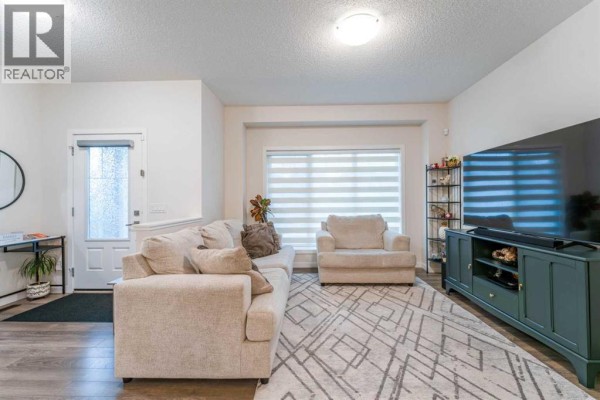 2pc Bathroom - 589 Masters Road Se, Calgary, AB T3M2W3 Photo 4