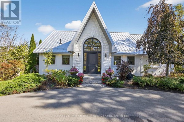 Sunroom - 589374 19 Grey Road, Blue Mountains, ON L9Y0R6 Photo 5