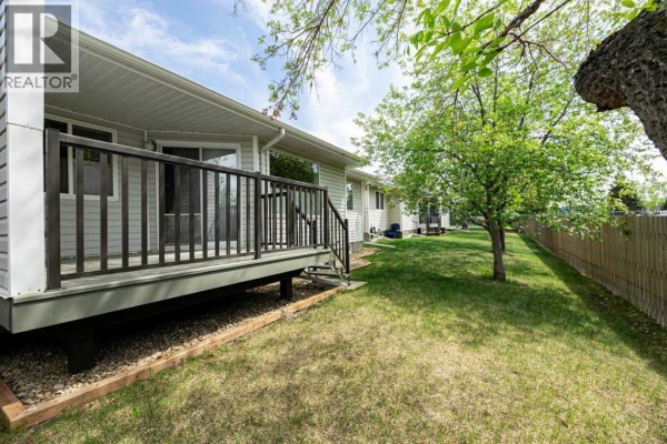 Kitchen - 59, 2816 Botterill Crescent, Red Deer, AB T4R2H7 Photo 4