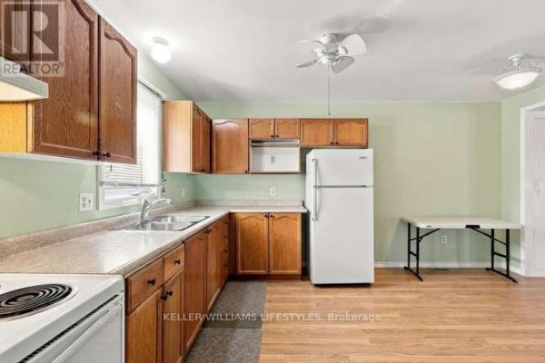 Kitchen - 59 - 511 Admiral Drive, London East, ON N5V4R4 Photo 4