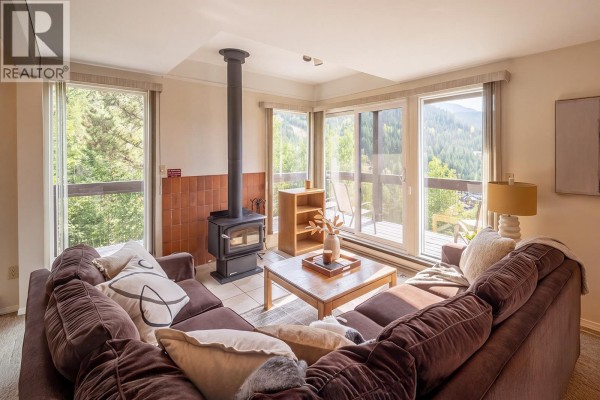 59 2400 Cavendish Way, Whistler, BC V8E0L8 Photo 3