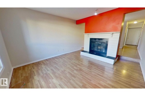 Kitchen - #59 7604 29 Av Nw, Edmonton, AB T6K3Z2 Photo 3