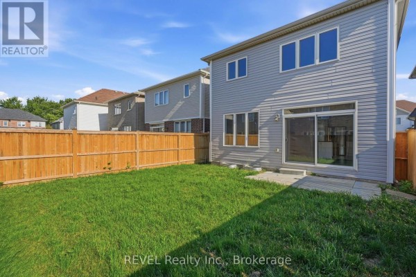Foyer - 59 Alexandra Drive, Thorold, ON L3B0G3 Photo 4