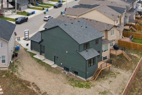 59 Belvedere Crescent Se, Calgary, AB, photo 3