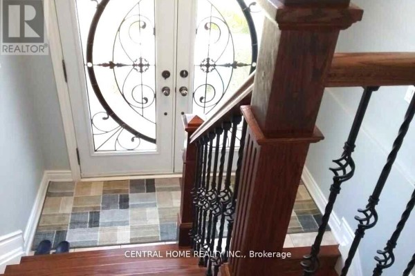 59 Blaney Crescent, Toronto, ON, photo 2