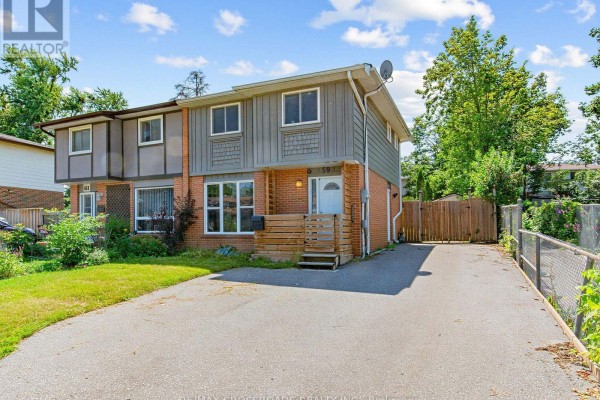 59 Chaucer Crescent, Barrie, ON, photo 2