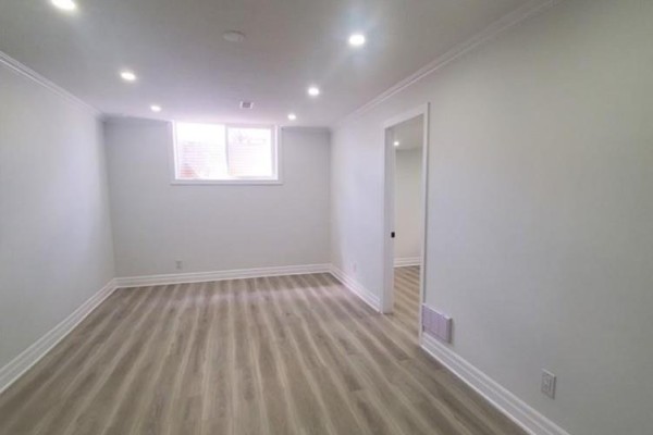 3pc Bathroom - 59 Highgate Road Unit# 2, Kitchener, ON N2N3M8 Photo 5