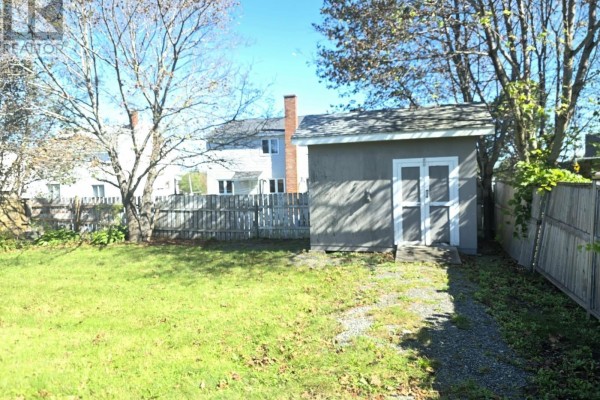 59 Lynne Drive, Sydney, NS, photo 3