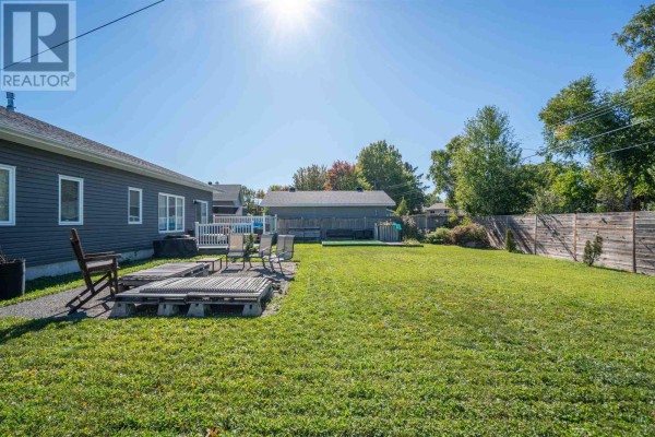 Kitchen - 59 Paradise Ave, Sault Ste  Marie, ON P6B5K1 Photo 4