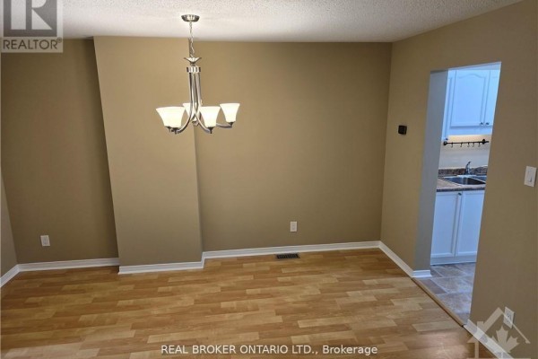 Laundry room - 59 Piper Crescent, Ottawa, ON K2K2S9 Photo 4
