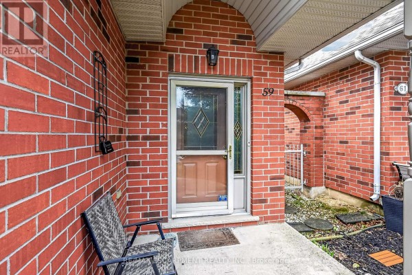 59 Riveroaks Drive, Hamilton, ON, photo 2