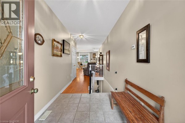 59 Riveroaks Drive, Mount Hope, ON, photo 2