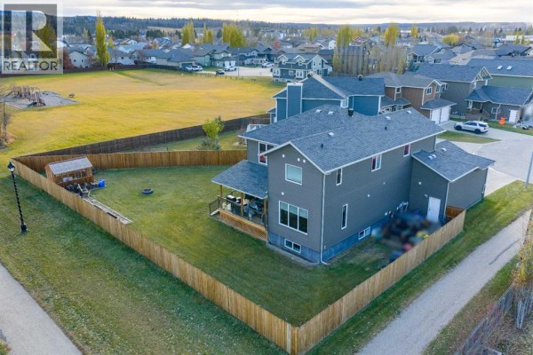 59 Spruce Road, Whitecourt, AB, photo 2