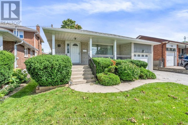 59 Stapleton Drive, Toronto, ON, photo 2