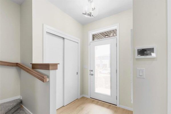 Dining room - 59 Waxwing Street, Winnipeg, MB R2V5E3 Photo 2