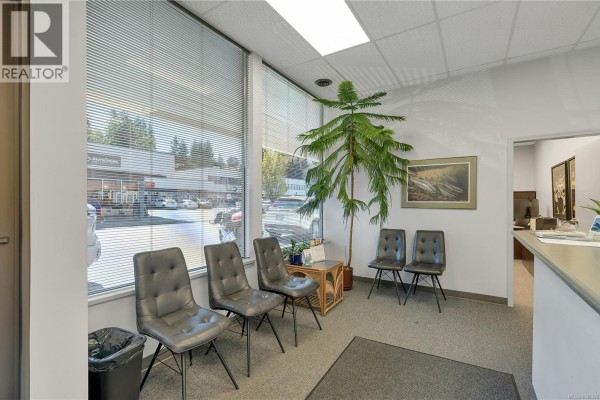590 11th Ave, Campbell River, BC V9W4G4 Photo 4