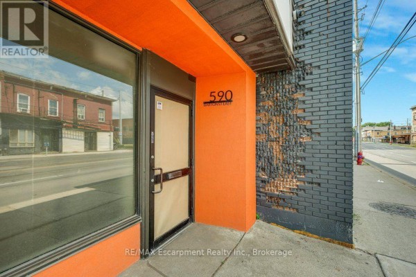 590 Barton Street E, Hamilton, ON L8L2Z5 Photo 4