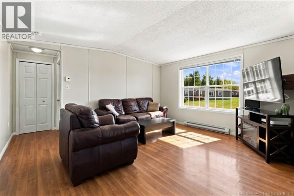 Dining room - 590 Champlain Street, Shediac, NB E4P9C8 Photo 5