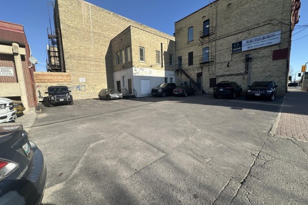 590 Main Street, Winnipeg, MB, photo 2
