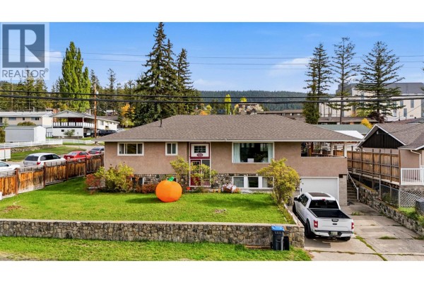 Residential for sale at 590 Pigeon Avenue, Williams Lake, BC - MLS® QLgIi1