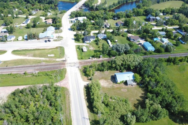 Kitchen - 59029 11 Highway, Elma, MB R0E0Z0 Photo 2