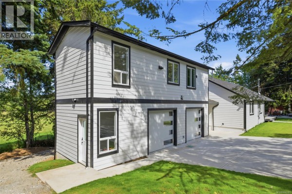 5905 Menzies Rd, Duncan, BC, photo 2