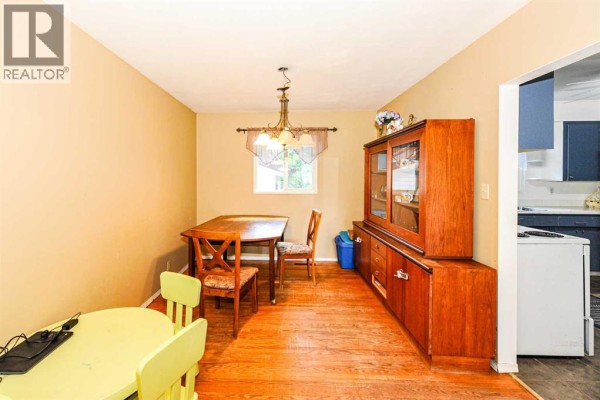 Bedroom - 5911 47 Avenue, Camrose, AB T4V0G8 Photo 5