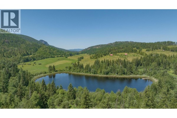 592 Bear Valley Road, Lumby, BC, photo 2