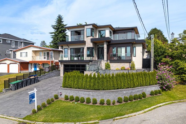5920 181 Street, Surrey, BC V3S4T1 Photo 3