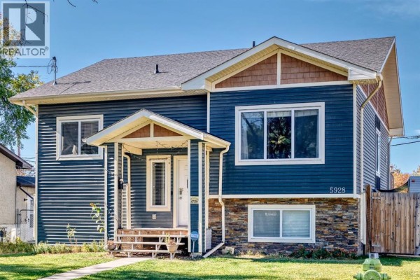 Primary Bedroom - 5928 52 Avenue, Red Deer, AB T4N4K6 Photo 3