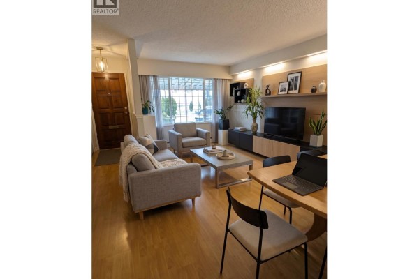 5929 Imperial Street, Burnaby, BC V5J1G4 Photo 5