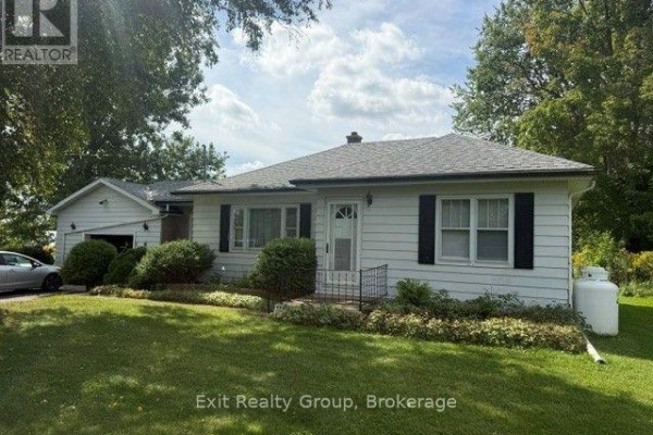 593 County Rd 28, Prince Edward County