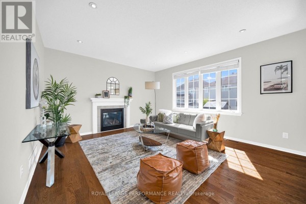 593 Pinawa Circle, Ottawa, ON, photo 2