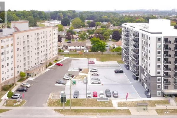 593 Strasburg Road Unit# 603, Kitchener