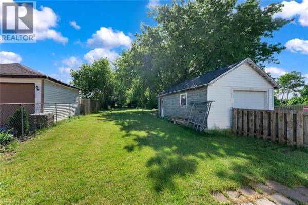 5932 Carlton Avenue, Niagara Falls, ON L2G5J5 Photo 4