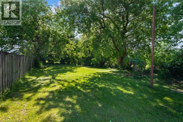 5932 Carlton Avenue, Niagara Falls, ON L2G5J5 Photo 5
